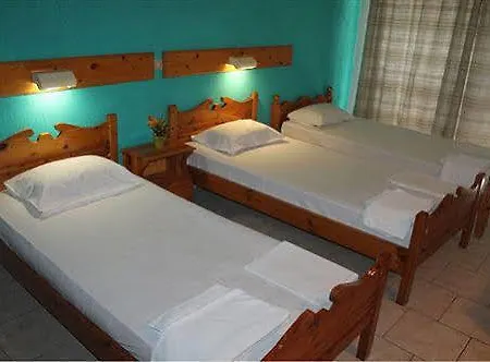 Le Mirage Hotel 2*