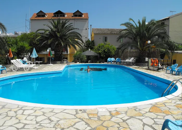 Le Mirage 2* Бенитсес