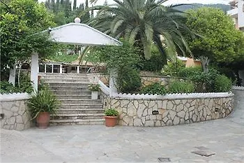 Le Mirage Отель Бенитсес